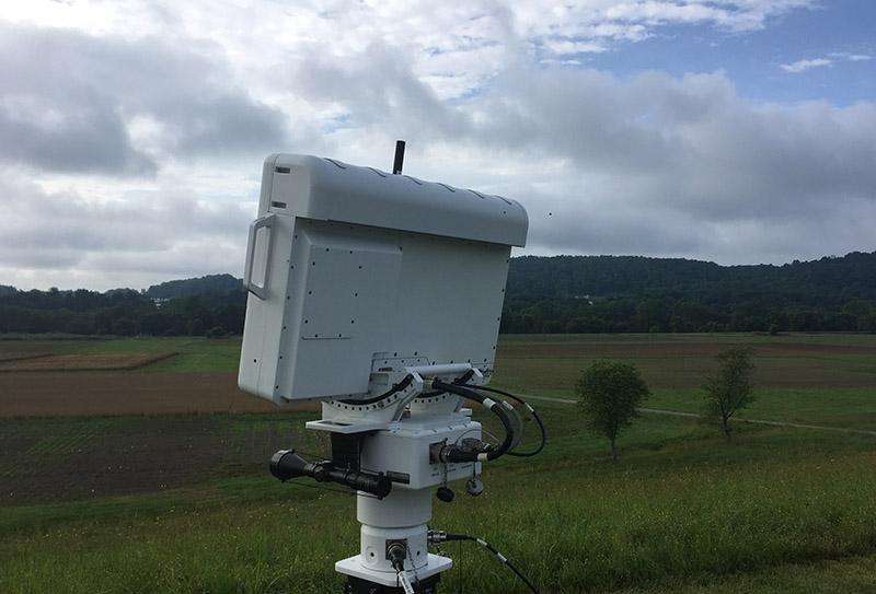 Gryphon R1410 Radar in a field